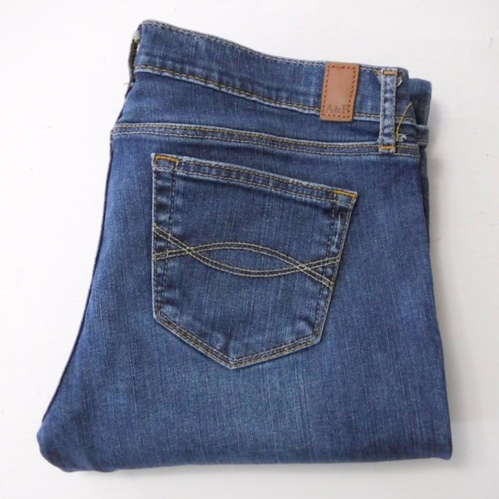Abercrombie & Fitch A&F Jeans Size 4 Long Boot Cut
